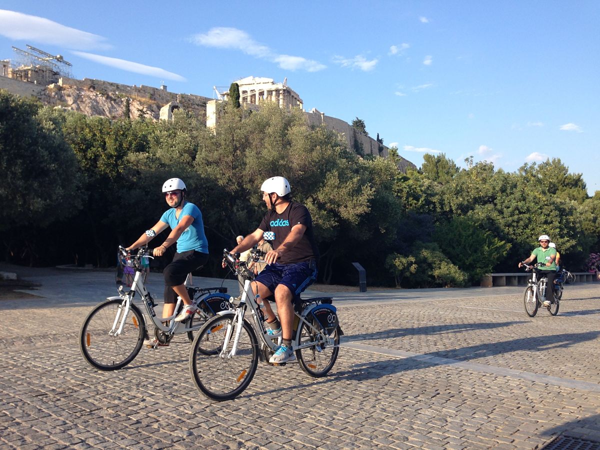 bike tours in greece