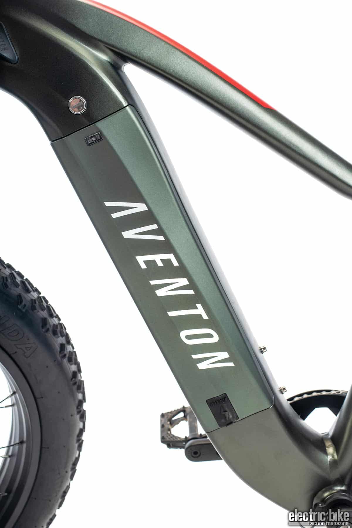 aventon aventure battery charging