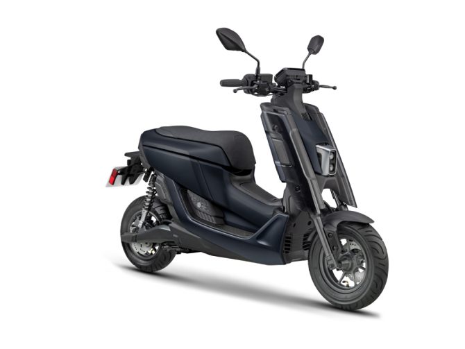Yamaha's new EMF electric scooter with swappable battery by Gogoro Endergy Network